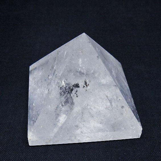 ヒマラヤ水晶ピラミッド[T648-3543]