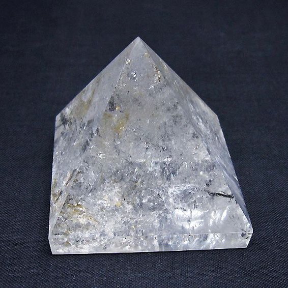 ヒマラヤ水晶ピラミッド[T648-3617]