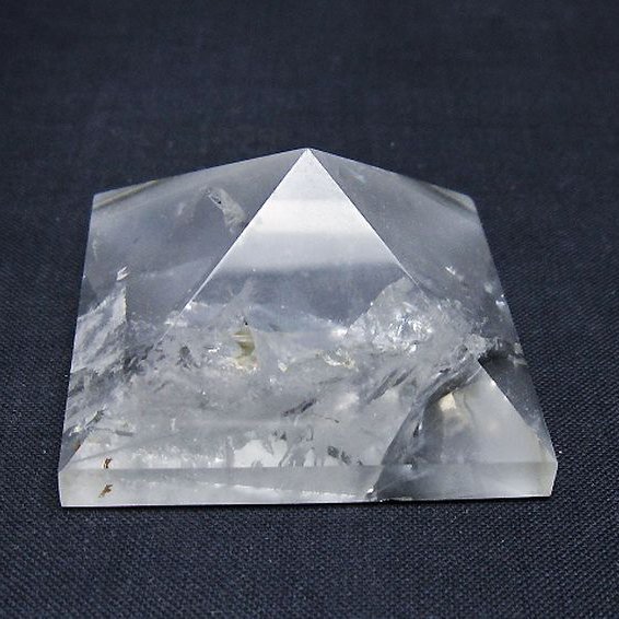 ヒマラヤ水晶ピラミッド[T648-3671]