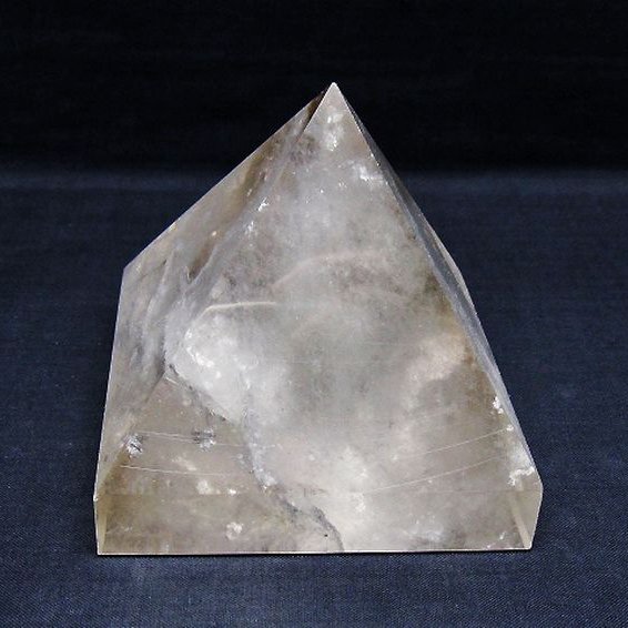 ヒマラヤ水晶ピラミッド[T648-3776]