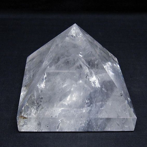 ヒマラヤ水晶ピラミッド[T648-3809]