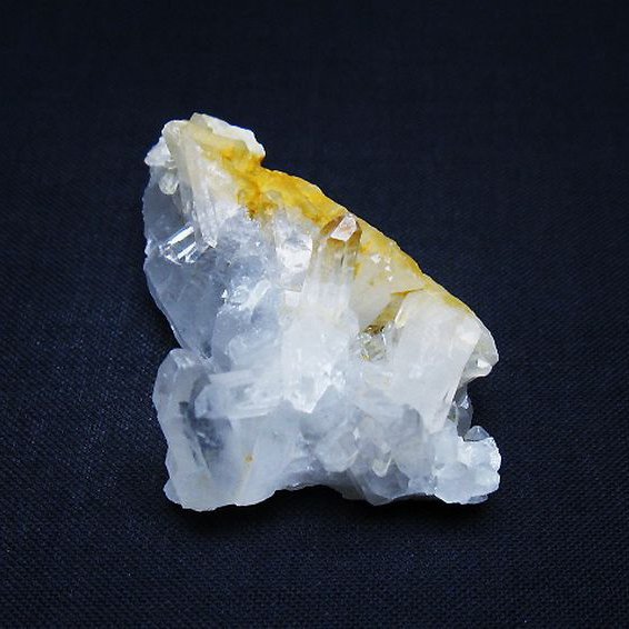 ヒマラヤ水晶クラスター[T661-8913]