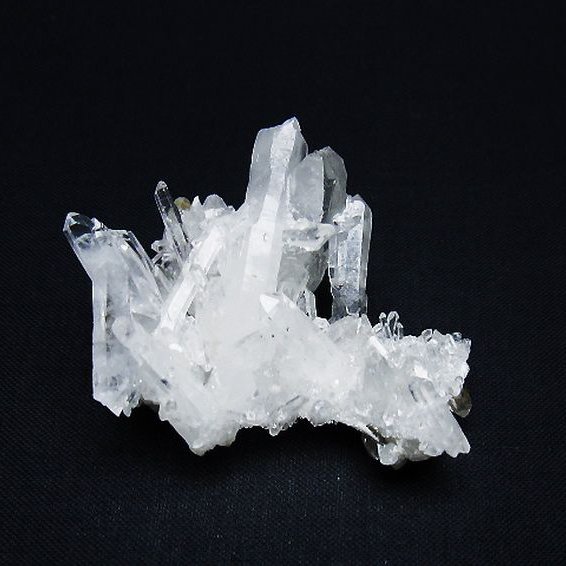 ヒマラヤ水晶クラスター[T661-9136]