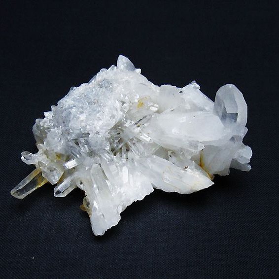 ヒマラヤ水晶クラスター [t661-9218]