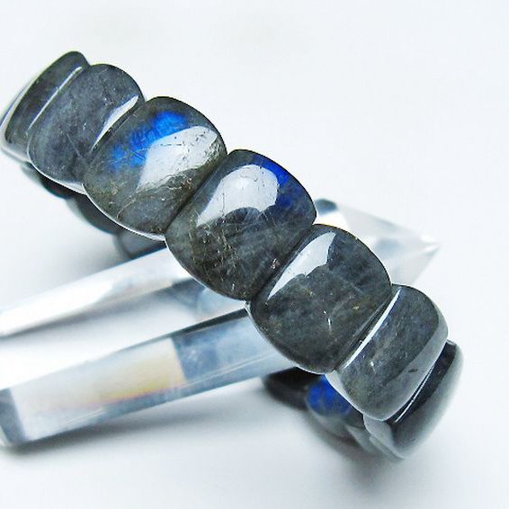 ラブラドライト バングル [t666-1386]