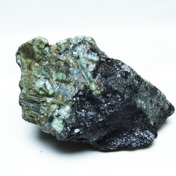 エメラルド 原石[T672-1101]