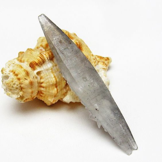 スティブナイトインクォーツ レーザークリスタル アメリカ産 [T679-1200]