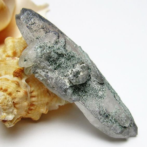 スティブナイトインクォーツ レーザークリスタル アメリカ産 [T679-1266]