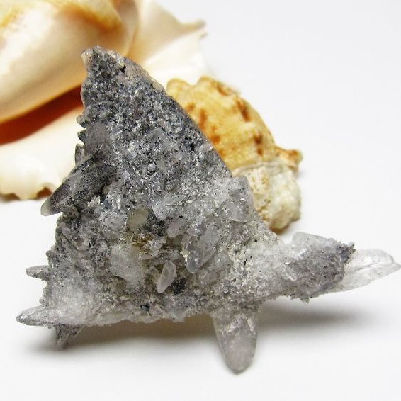 スティブナイトインクォーツ レーザークリスタル アメリカ産 [T679-1275]