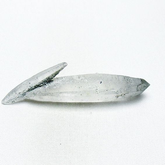 スティブナイトインクォーツ レーザークリスタル アメリカ産 [T679-1335]