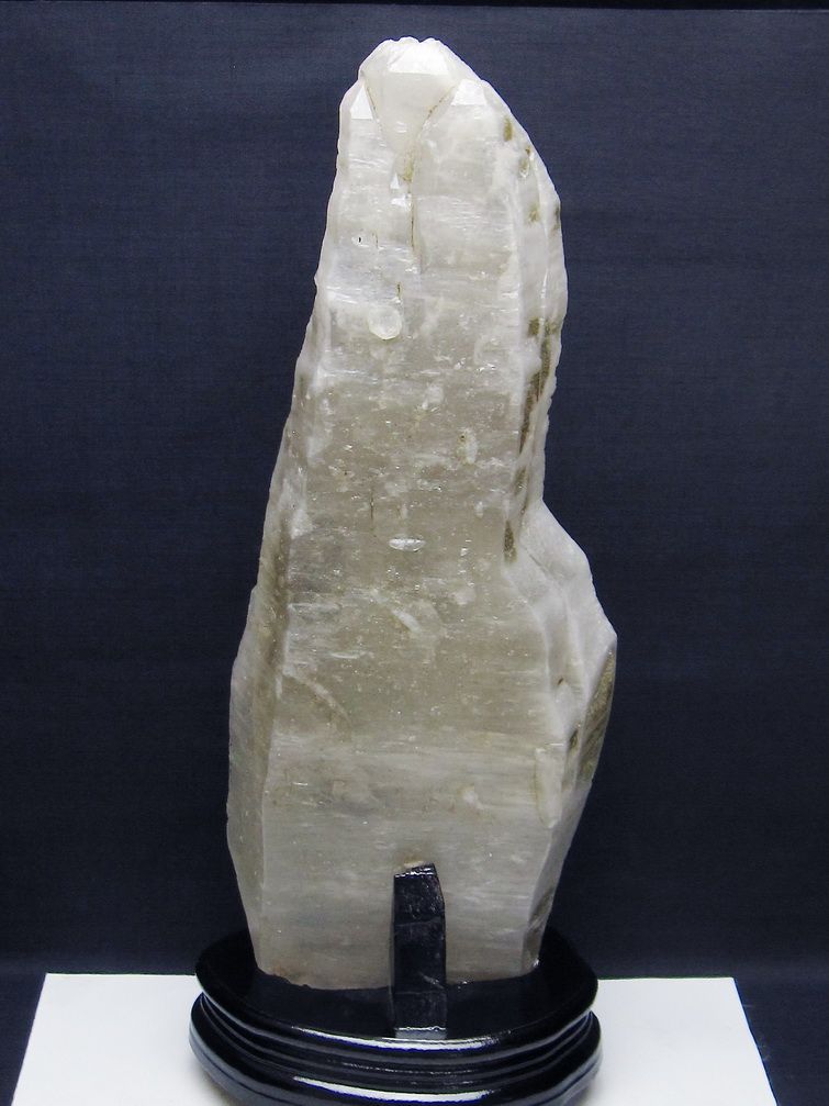 2.4Kg ヒマラヤ水晶 カテドラルライブラリー 原石 [t695-8160]