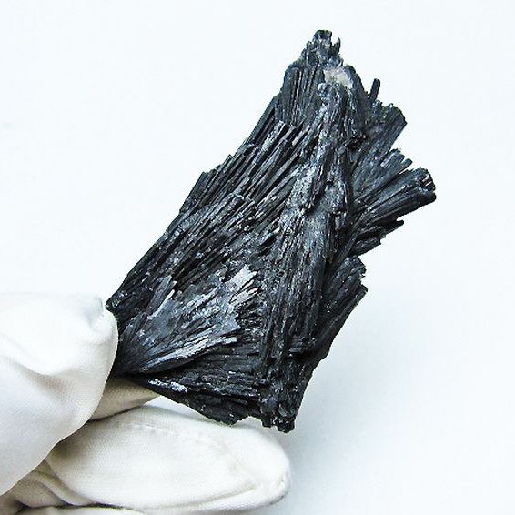 ブラック カイヤナイト 原石[T697-3934]