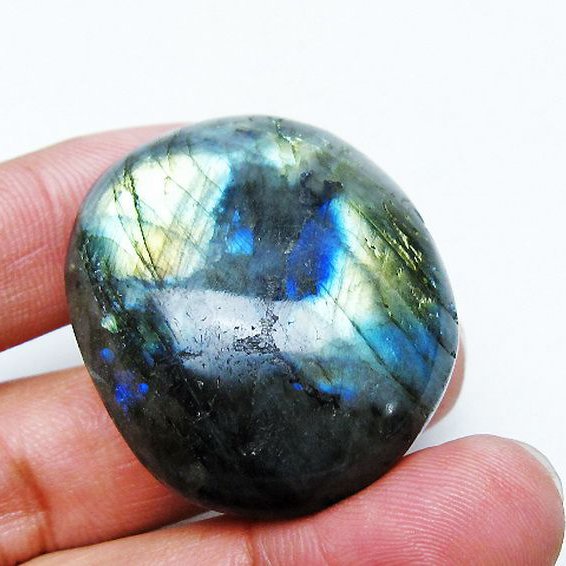 ラブラドライト 原石 [t703-5041]