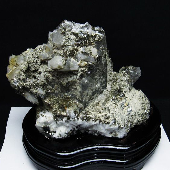 2.1Kg 雲母入り  ヒマラヤ水晶  原石[T704-1057]