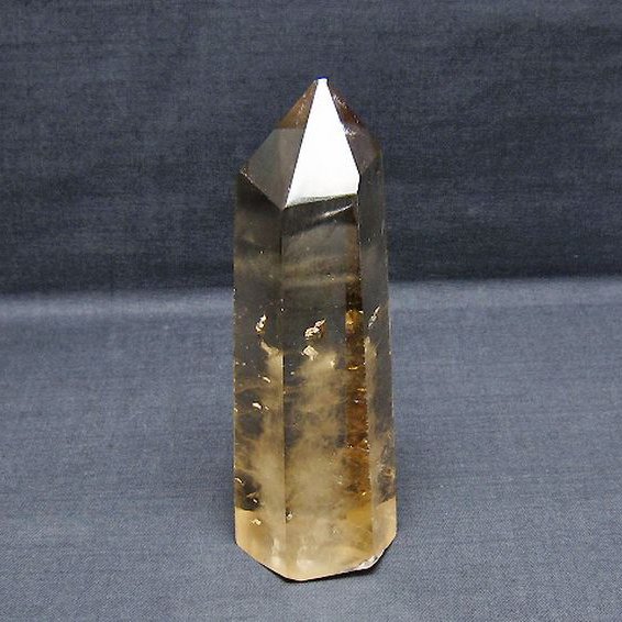 ライトニング水晶 六角柱[T705-7629]