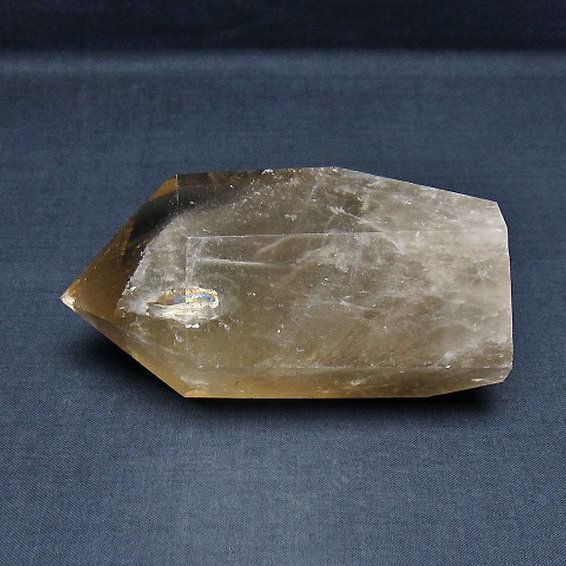 ライトニング水晶 六角柱[T705-7674]