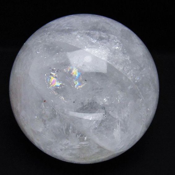 1.7Kg 虹入り ヒマラヤ水晶 丸玉 110mm [T718-3453]