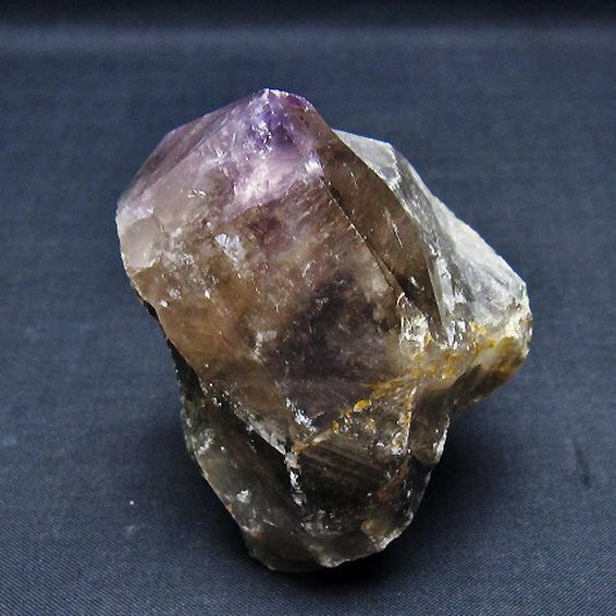 アメジスト 六角柱 [t720-1193]