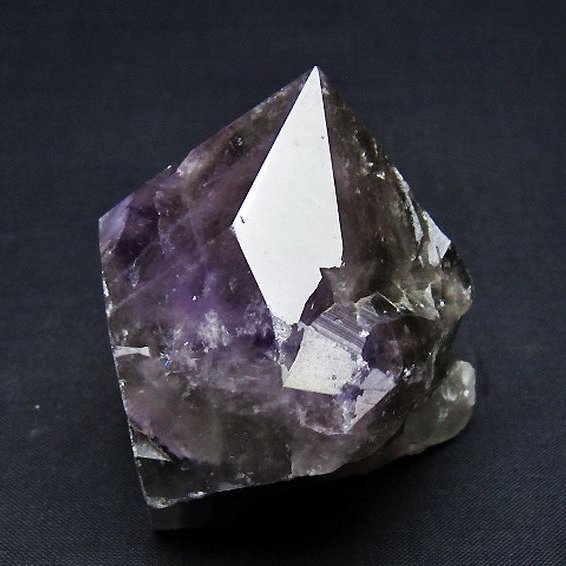 アメジスト 六角柱[T720-1198]
