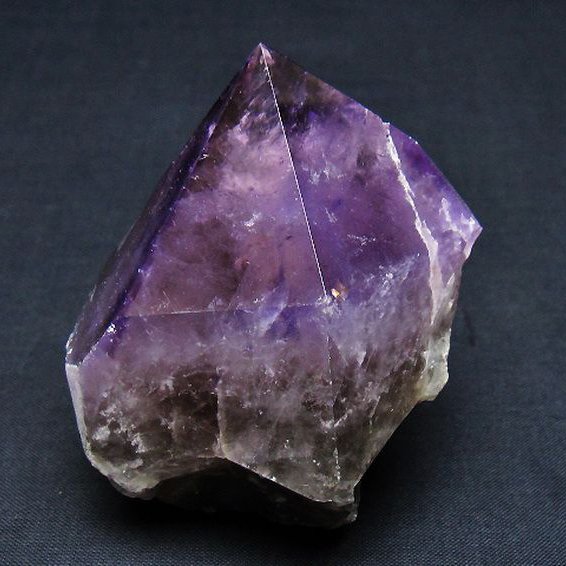 アメジスト 六角柱[T720-1258]