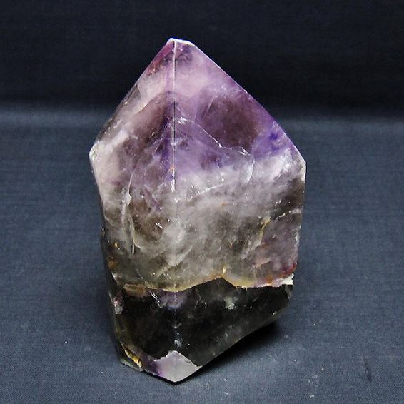アメジスト 六角柱[T720-1294]