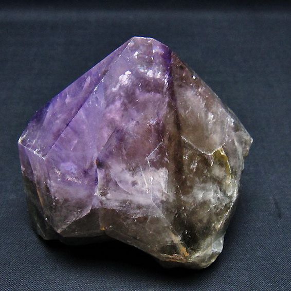 アメジスト 六角柱[T720-1314]