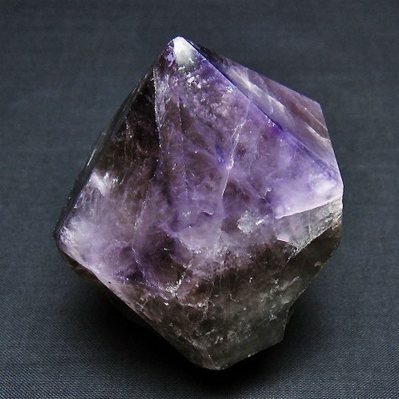 アメジスト 六角柱[T720-1340]