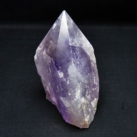 アメジスト 六角柱[T720-1376]
