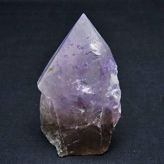 アメジスト 六角柱 [t720-1385]