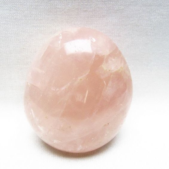 ローズクォーツ 原石 [t723-1780]