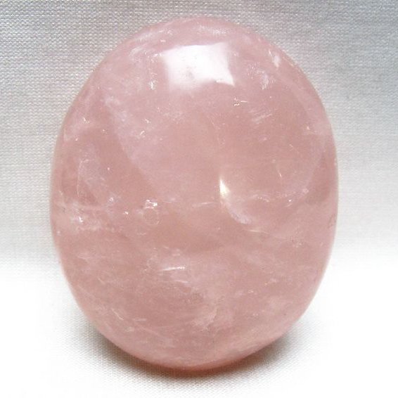 ローズクォーツ 原石 [t723-1920]
