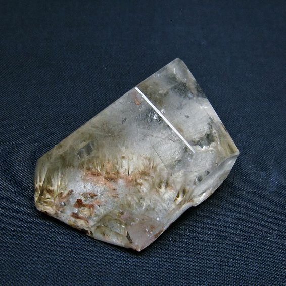 プラチナルチル 原石[T725-2698]