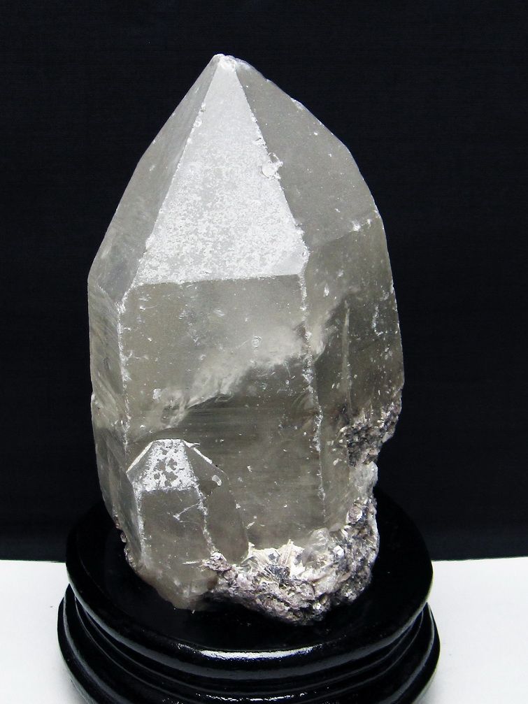 1.7Kg 雲母入り ヒマラヤ水晶 原石[T726-1430]