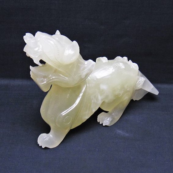 1.3Kg 漢白玉ヤーズ 置物[T726-1527]