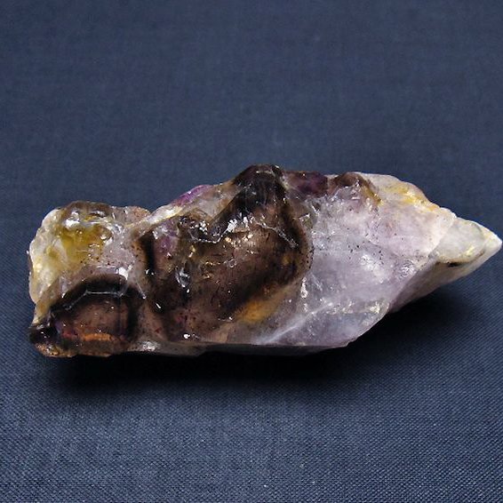 スーパーセブン 原石 [t73-2312]