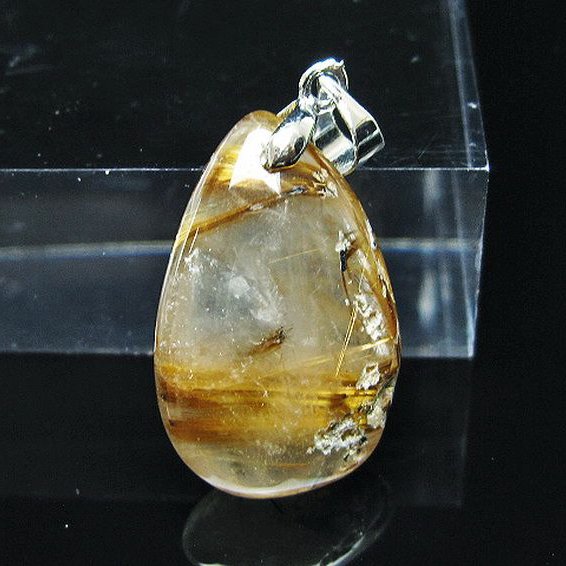 ゴールドタイチンルチル ペンダント [T741-2194]