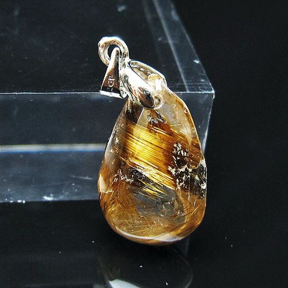 ゴールドタイチンルチル ペンダント [T741-2255]