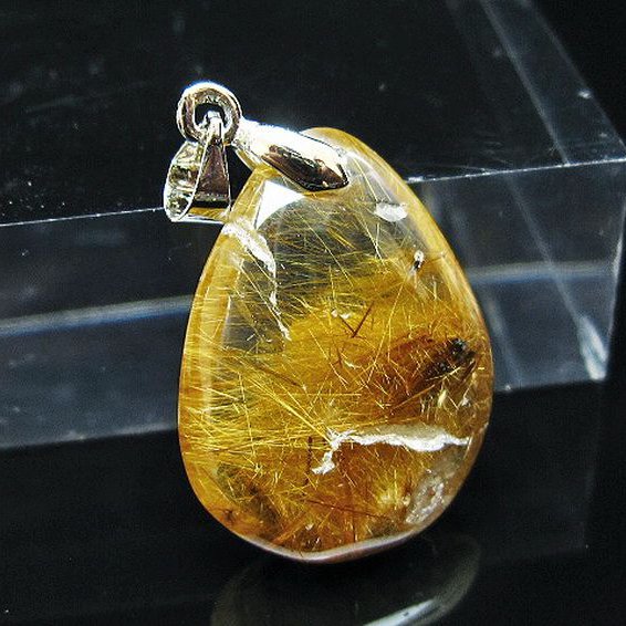 ゴールドタイチンルチル ペンダント [T741-2263]