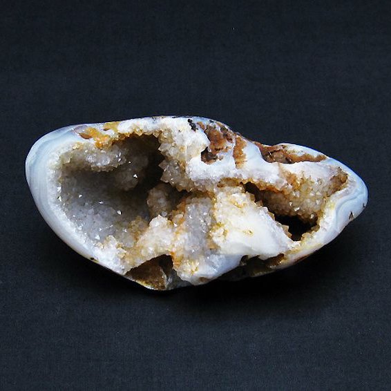 ウルグアイ産  アゲート水晶ドーム[T757-1693]