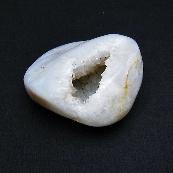 ウルグアイ産  アゲート水晶ドーム[T757-1702]