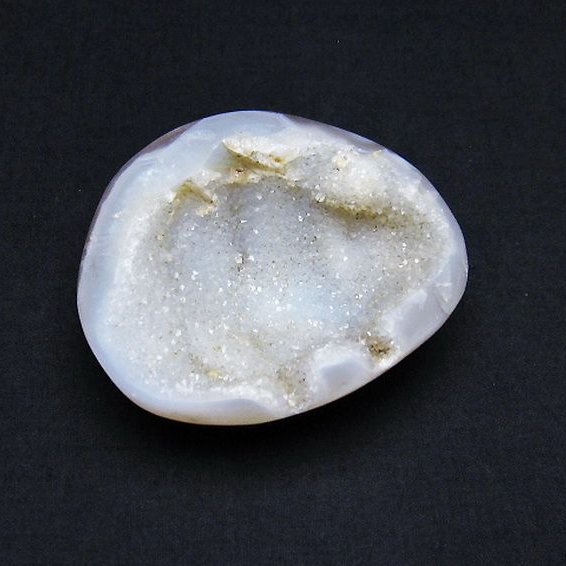 ウルグアイ産  アゲート水晶ドーム[T757-1707]