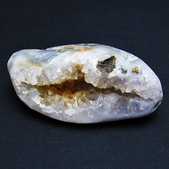 ウルグアイ産 アゲート水晶ドーム[T757-1750]