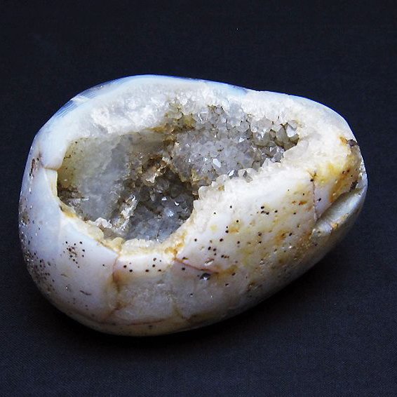 ウルグアイ産  アゲート水晶ドーム[T757-1802]