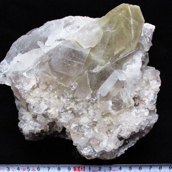 2.9Kg ゴールドタイチンルチルクラスター