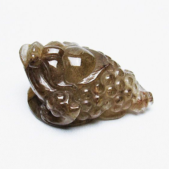 ルチルクォーツ（金針ルチル水晶） 金蟾  置物[T801-477]