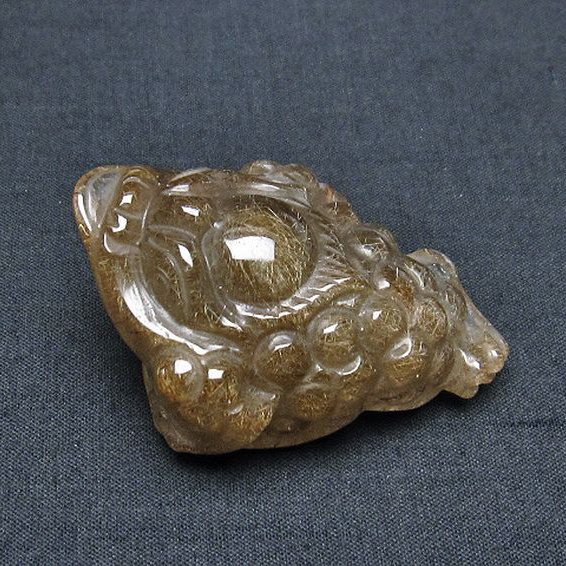 金針ルチルクォーツ 金蟾  置物[T801-484]