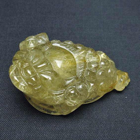 ゴールドタイチンルチル金蟾 置物 [t801-677]