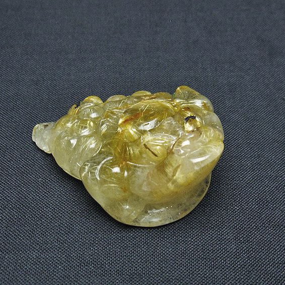 ゴールドタイチンルチル金蟾 置物 [t801-684]