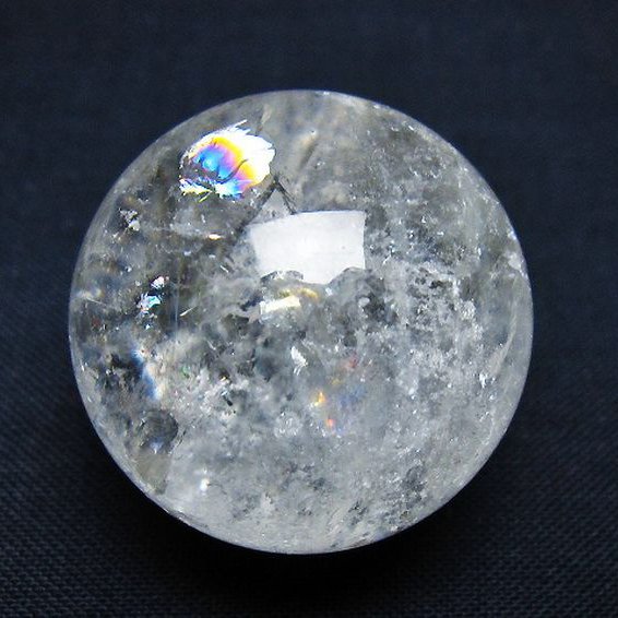 虹入り ヒマラヤ水晶 丸玉 28mm [t91-9114]