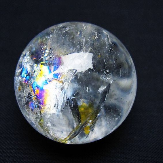 虹入り ヒマラヤ水晶 丸玉 29mm [t91-9155]